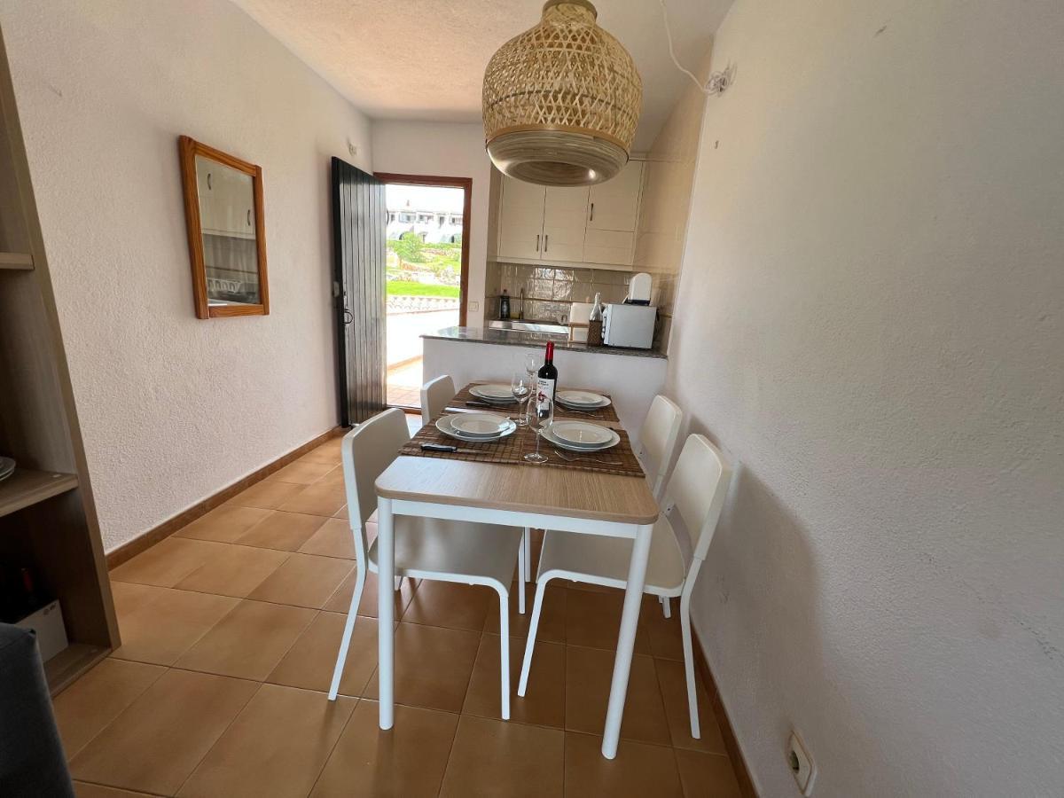 Lovely Hideaway With Pool And White Sand Beach Arenal d'en Castell Exterior foto
